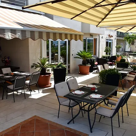 Apartment Mila Tucepi